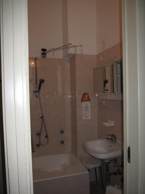 Albergo Kristina Bordighera Εξωτερικό φωτογραφία