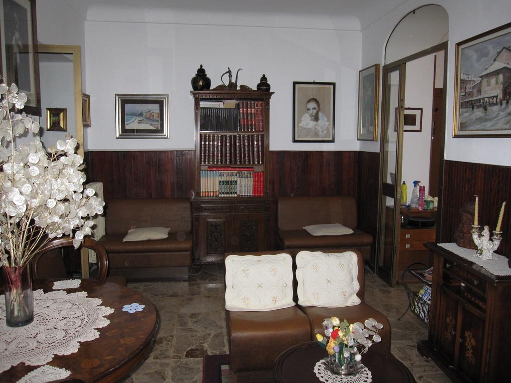 Albergo Kristina Bordighera Εξωτερικό φωτογραφία